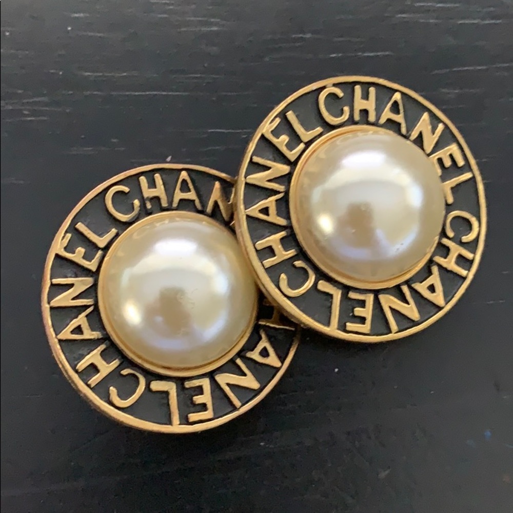 Chanel clip earrings